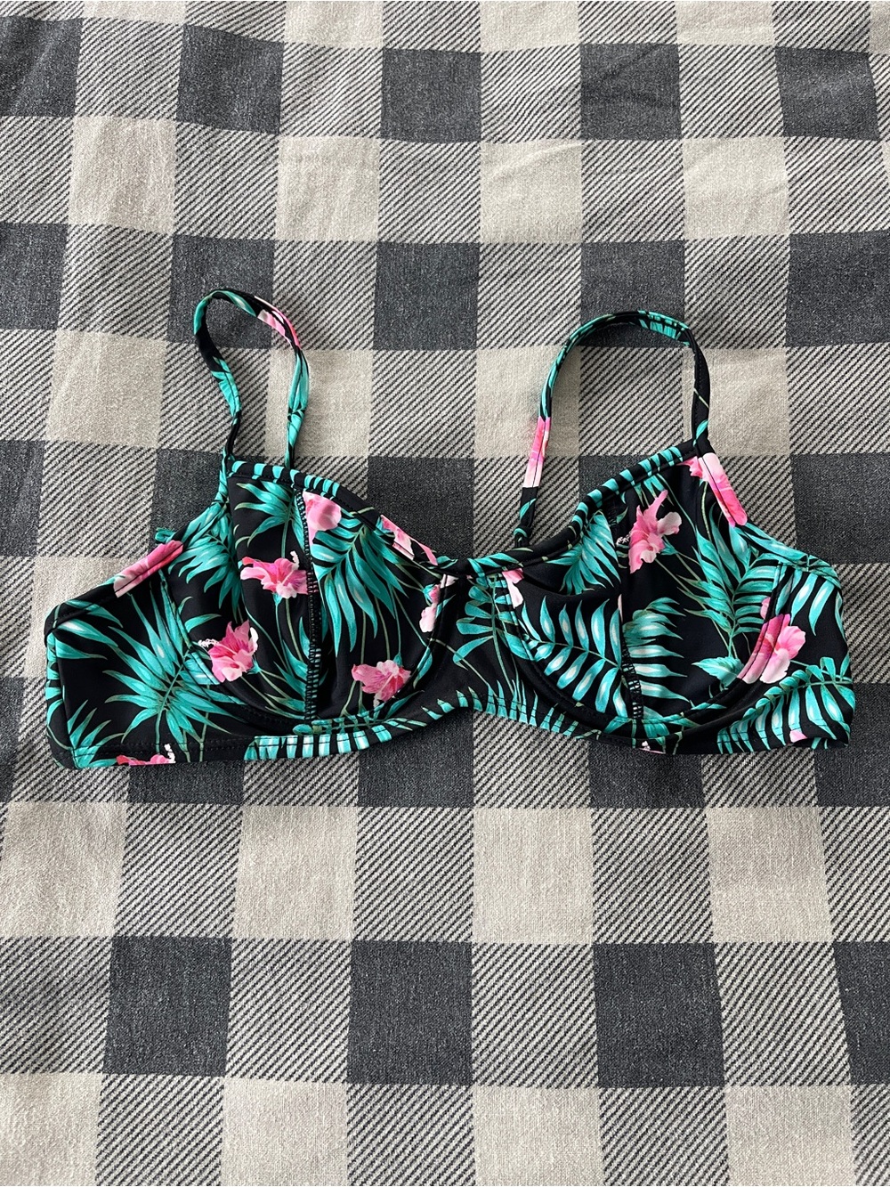 Young & Reckless Tropical Floral Bikini Top Black Pink Green Small